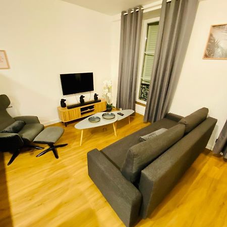 50M2 Flat In Heart Of Orleans - Canal Foot & Bein Buitenkant foto