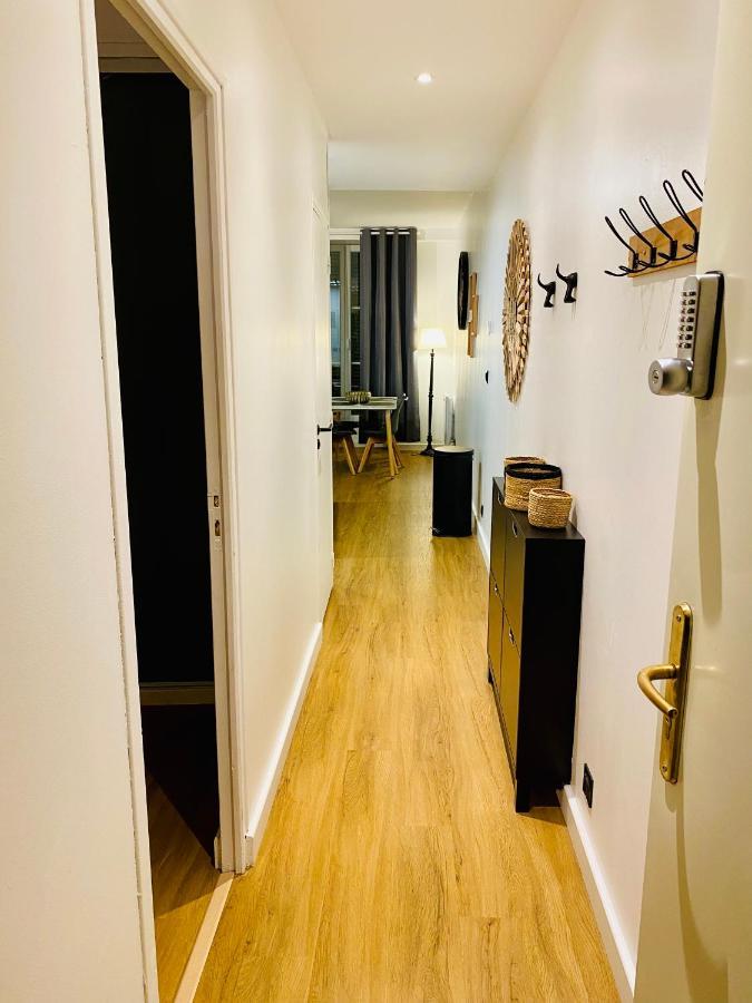 50M2 Flat In Heart Of Orleans - Canal Foot & Bein Buitenkant foto