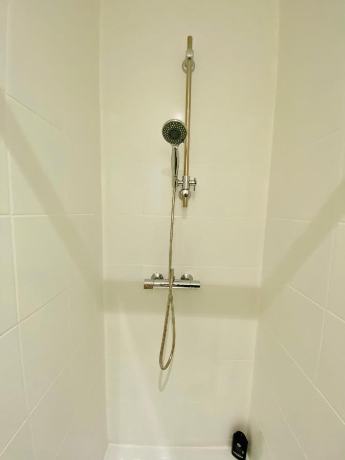 50M2 Flat In Heart Of Orleans - Canal Foot & Bein Buitenkant foto